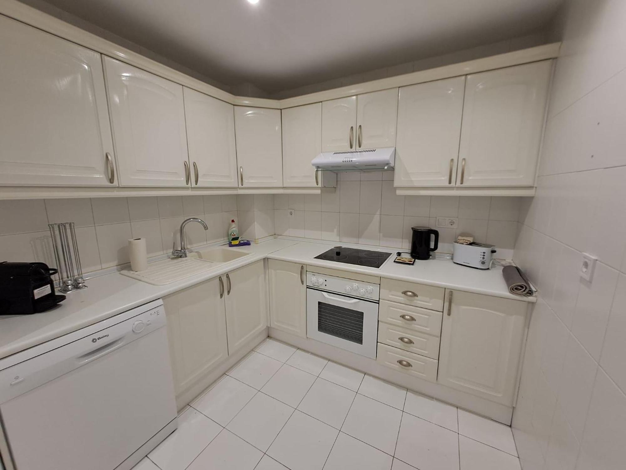 Luminous Apartment In Playas Del Duque , Puerto Banus By Holidays & Home Марбеля Екстериор снимка